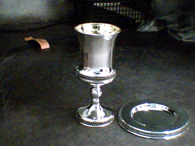 filigree in middle