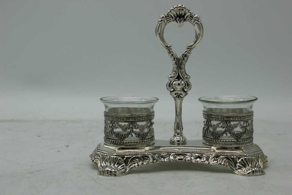 Curtain Table