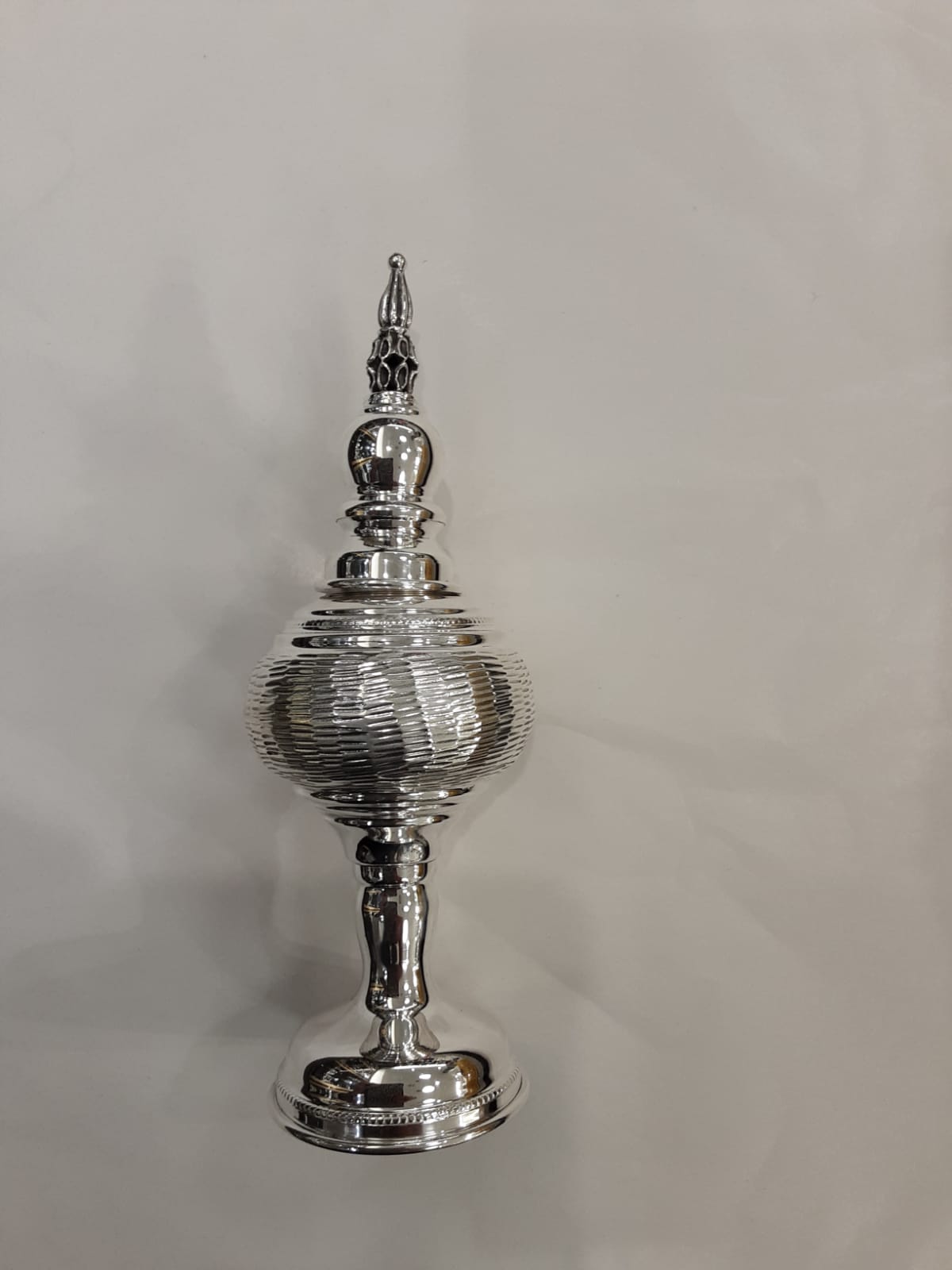 Glitzy Sm.