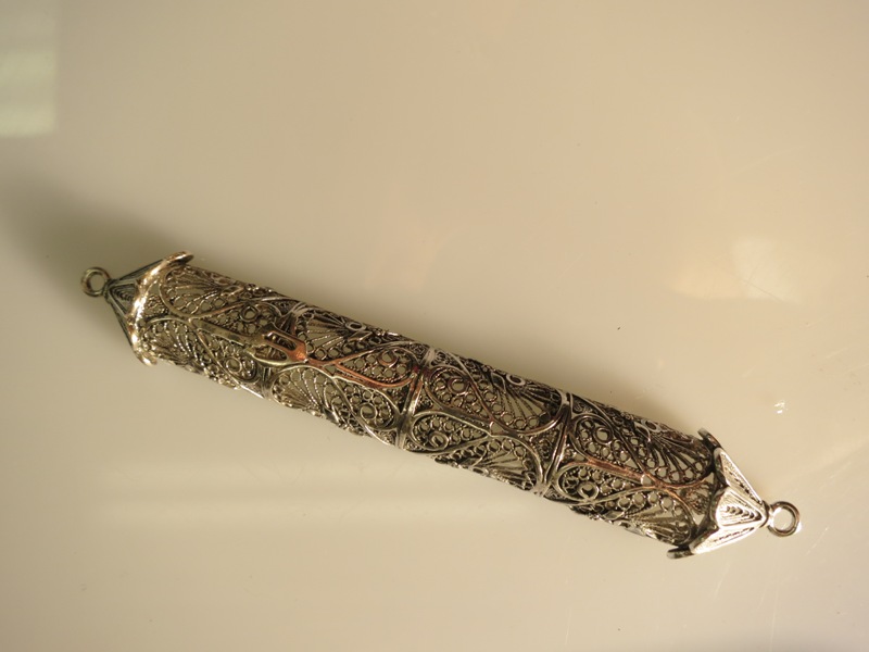 Filigree 9 1/2 cm.